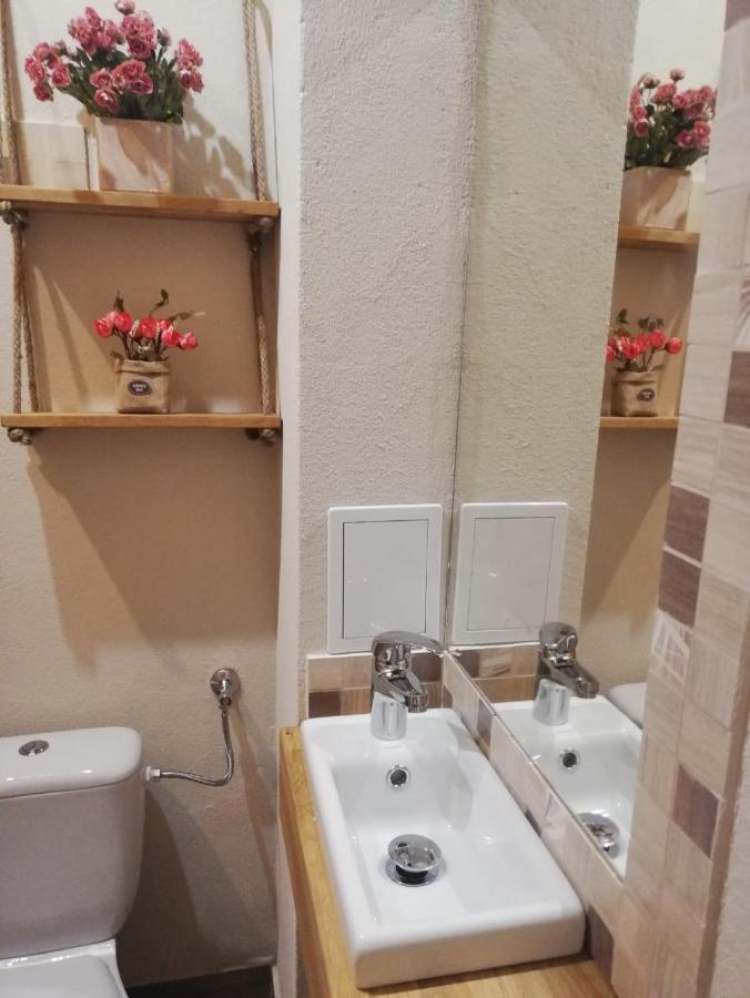 אודורהיו סקוייסק Kara Apartman מראה חיצוני תמונה